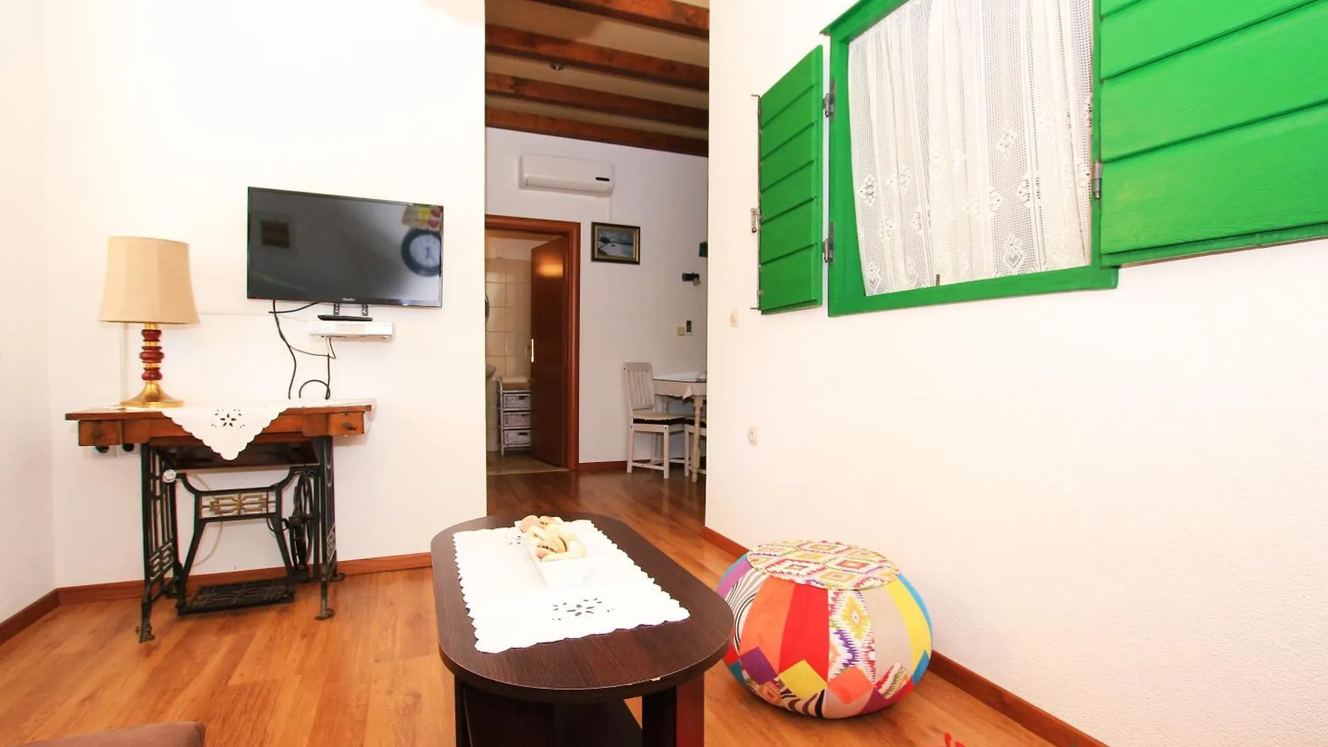Apartments Tomi & Ivana Trogir