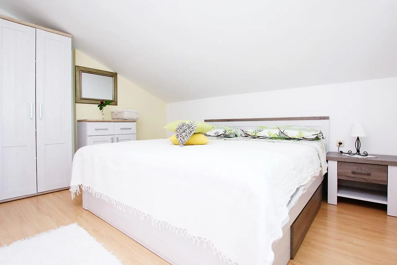 Apartments Tomi & Ivana Trogir Croatie