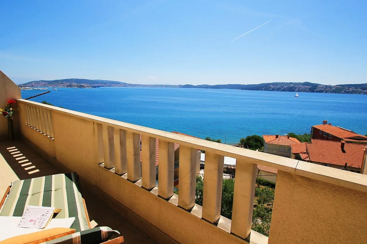 Apartments Tomi & Ivana Trogir